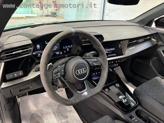 AUDI RS3 1- 300 RS3 SPB TFSI quattro S tronic