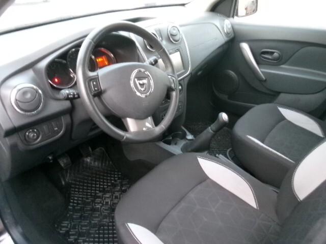 Dacia Sandero 0.9 TCe 12V 90CV Start&Stop SS Lauréate Family