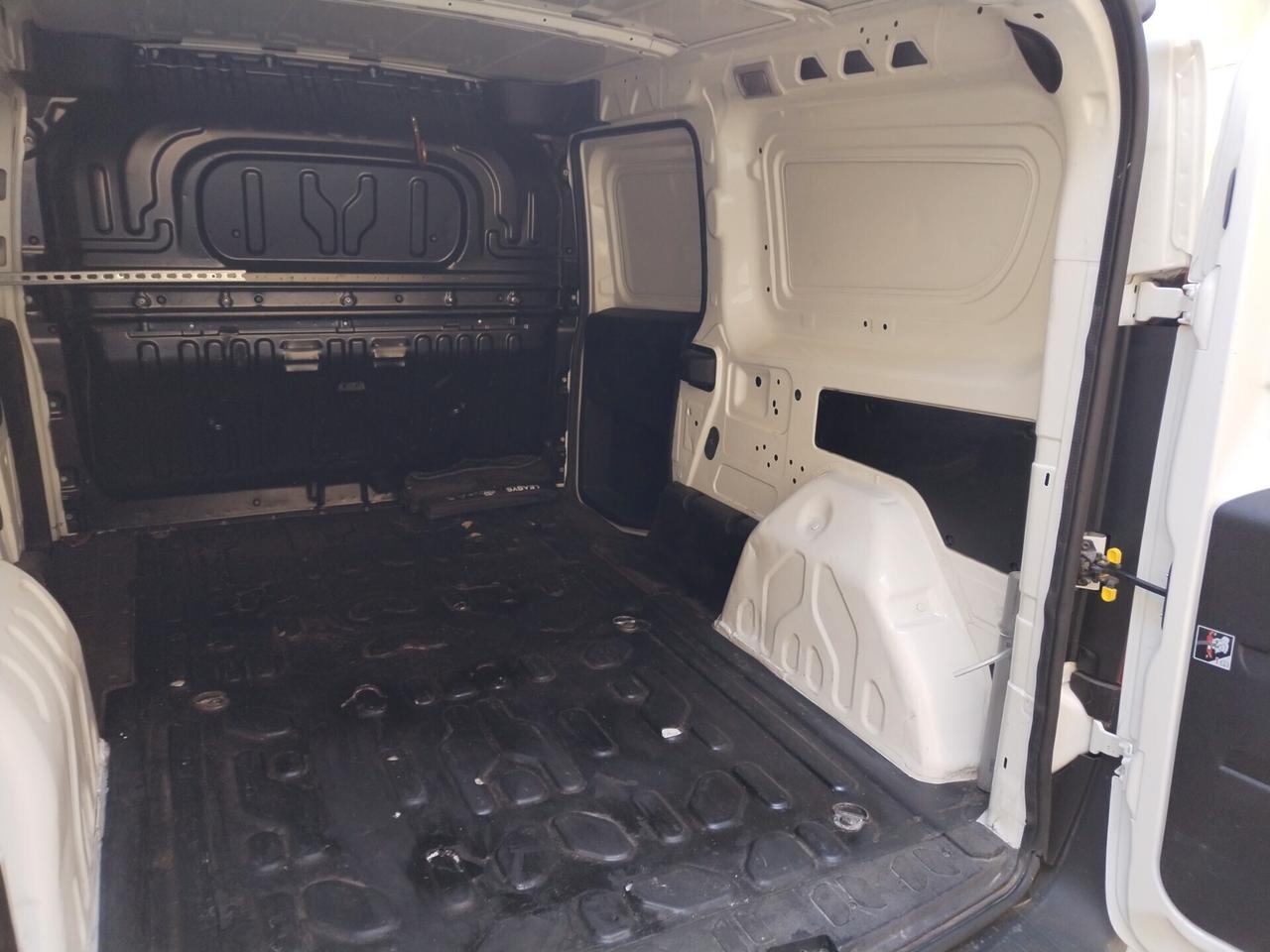 Fiat Doblo Doblò 1.6 MJT 105CV Cargo Maxi 3 Posti