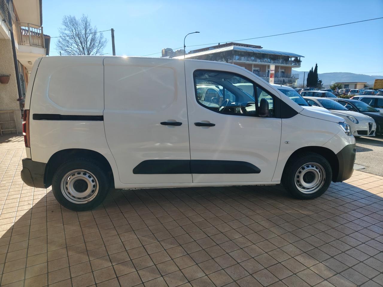 Citroen Berlingo BlueHDi 75 Van M Control