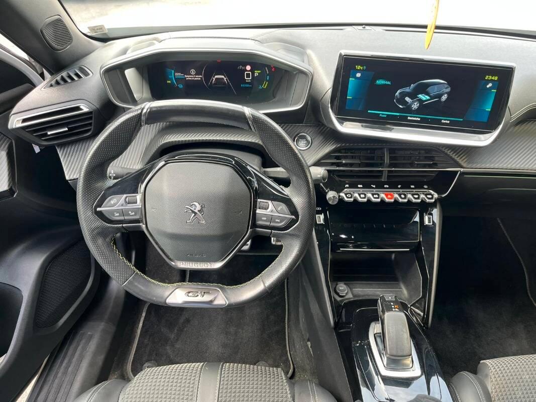 Peugeot e-2008 E- GT Pack 100kW