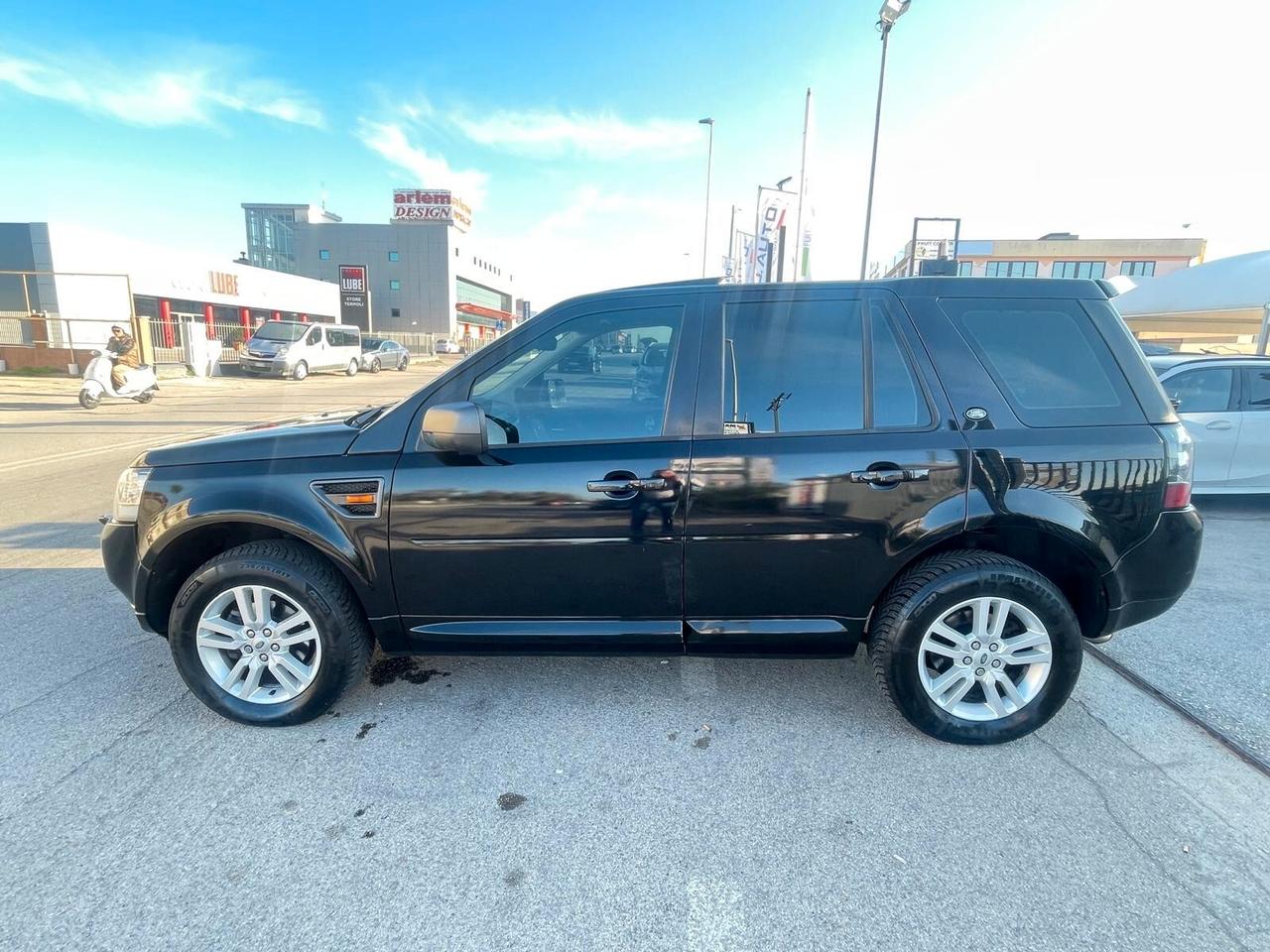 Land Rover Freelander 2.2 eD4 2WD S.W. SE