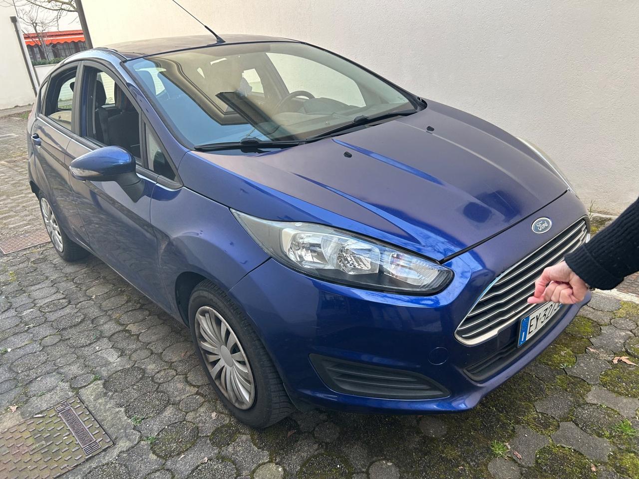 Ford Fiesta 1.2 60CV 5 porte Titanium