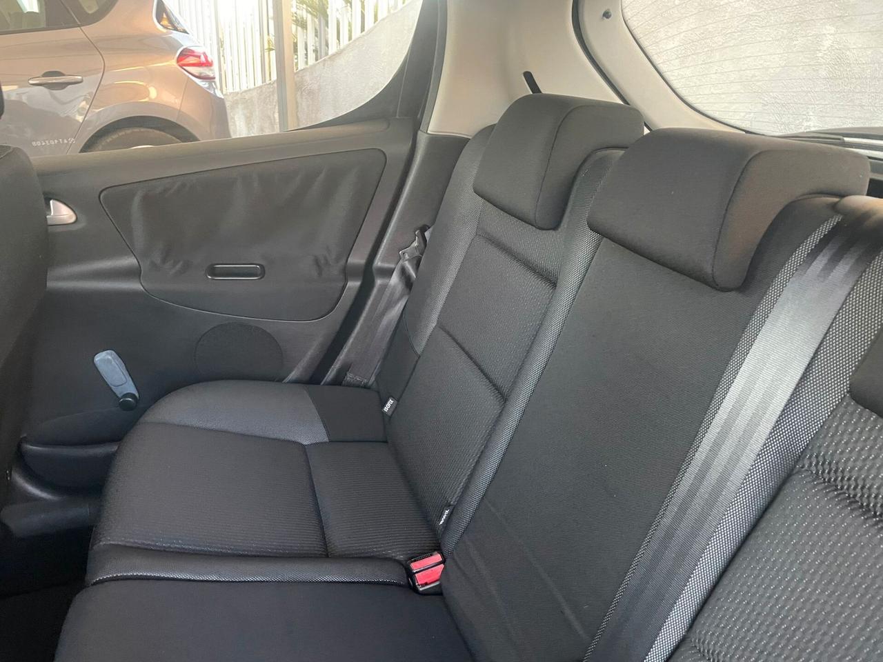 Peugeot 207 1.4 HDi 70CV FAP 5p. XS