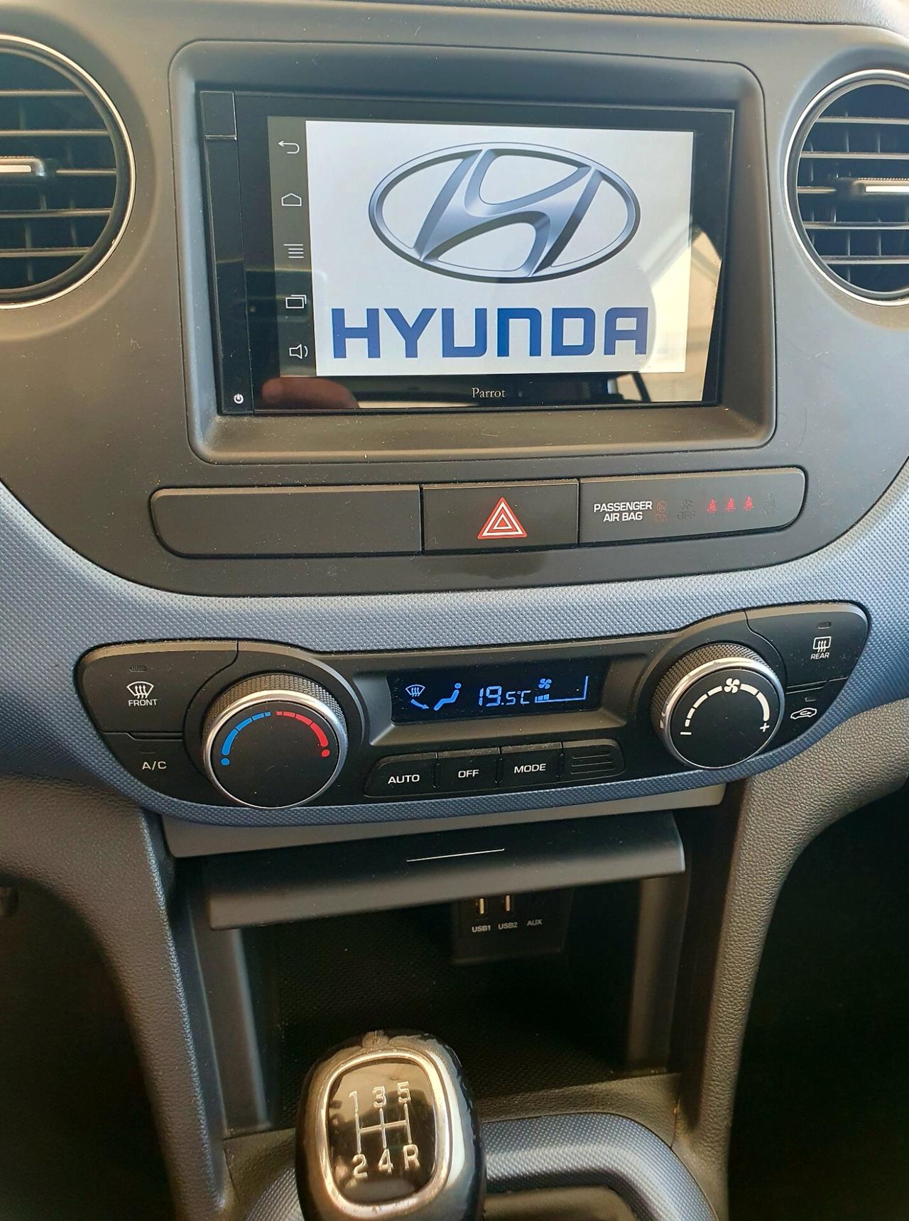 Hyundai i10 1.0 BENZ. - 2015 - KM. 101.000