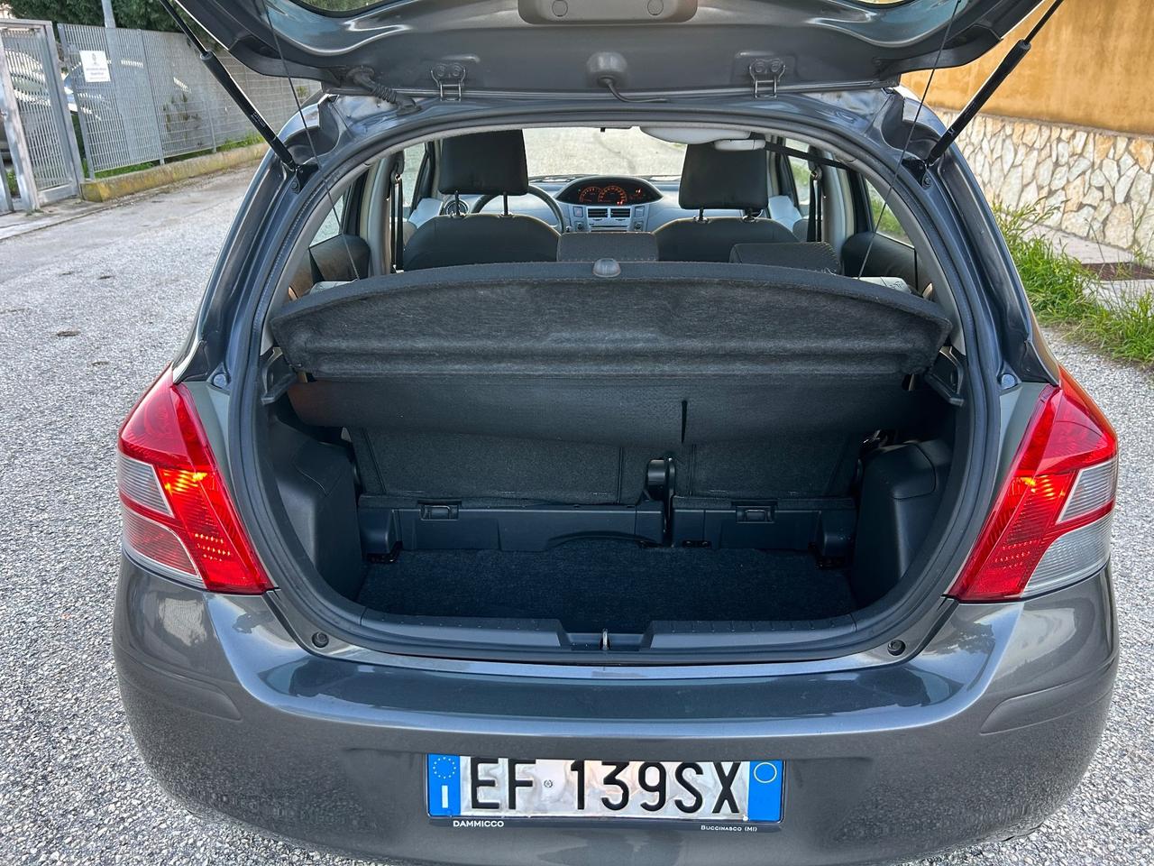 Toyota Yaris 1.3 5 porte Sol