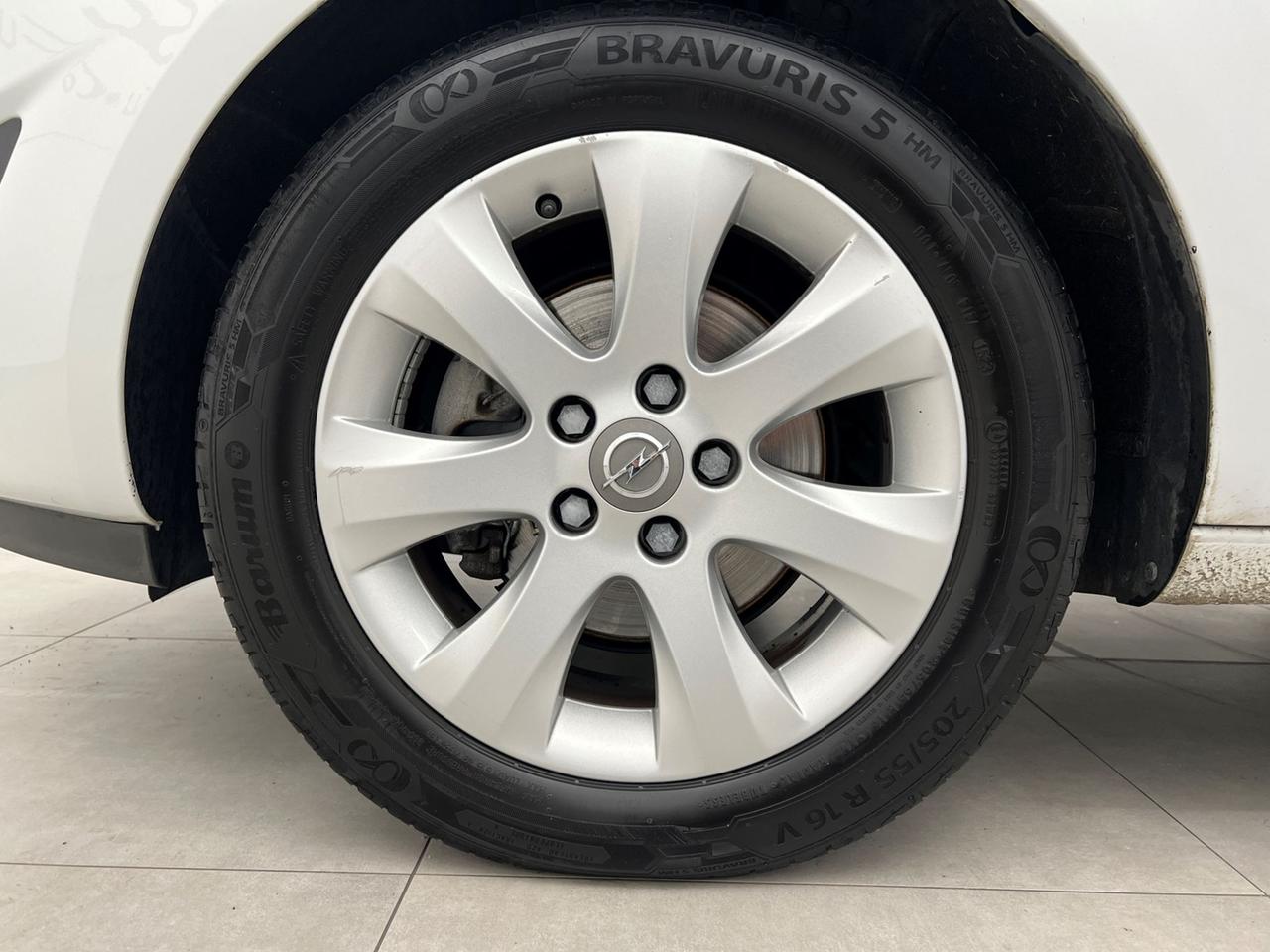 OPEL Meriva II 2010 Meriva 1.4 Cosmo GPL