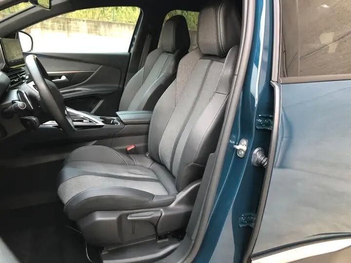 Peugeot 3008 1.5 bluehdi Allure Pack s&s 130cv eat8