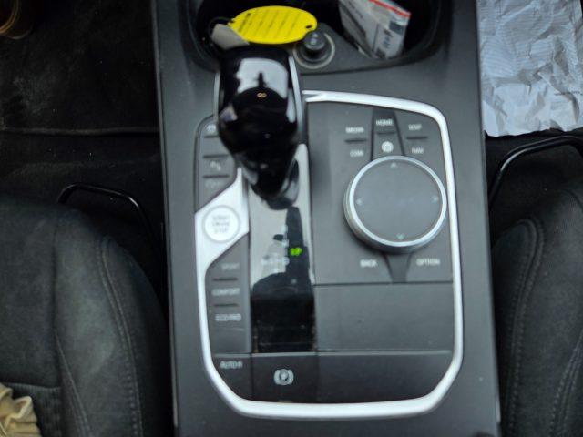 BMW 116 d 5p. Business Advantage