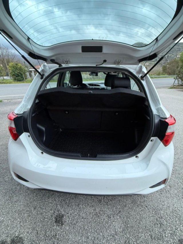 TOYOTA Yaris 1.5 Hybrid 5 porte Business