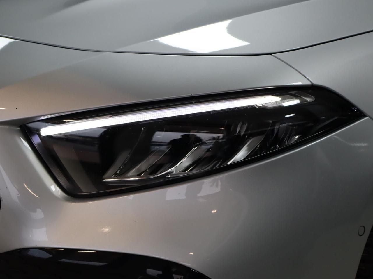 Mercedes-Benz A 200 AMG Line Premium A 200 D #9923