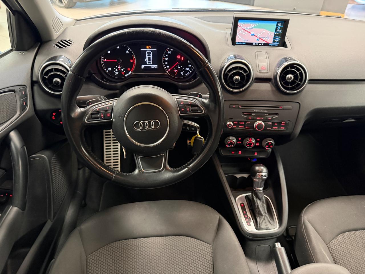 Audi A1 1.6 TDI S tronic line edition plus