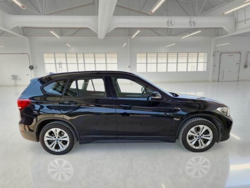 BMW X1 xDrive 25e Business Advantage automatico