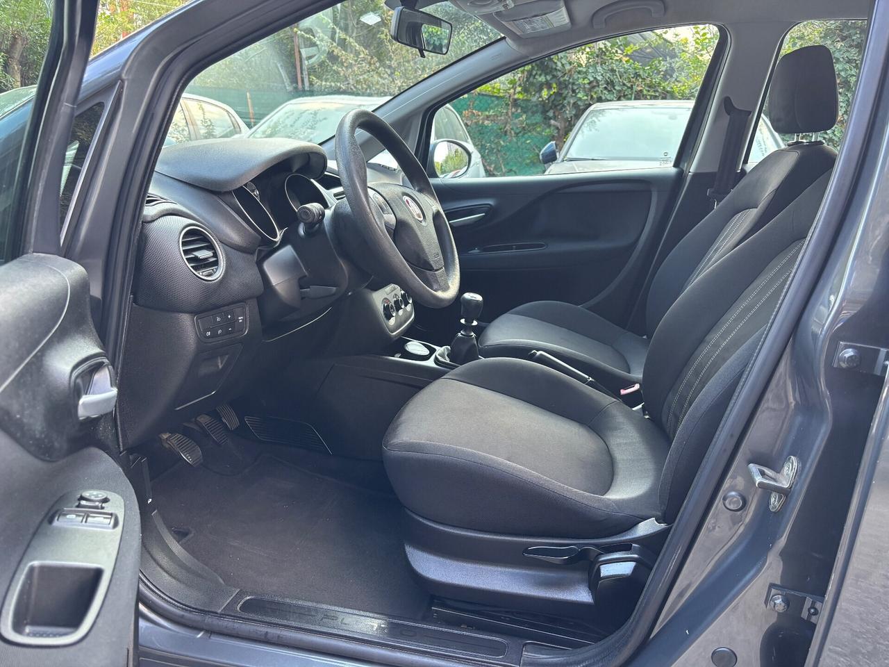 Fiat Punto 1.2 8V 5 porte Lounge OK Neopatentati