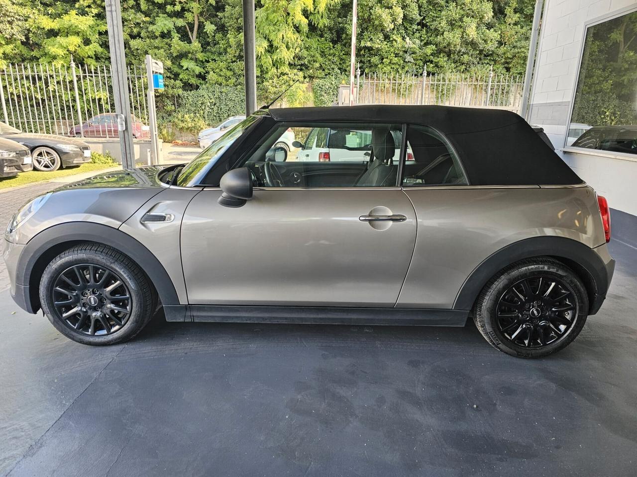 Mini One Cabrio