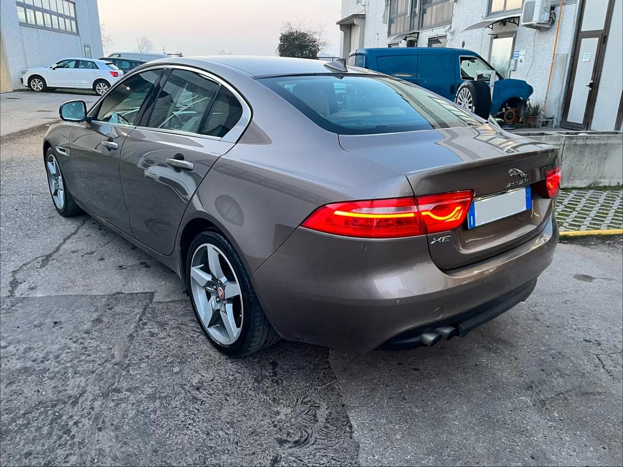 Jaguar XE 2.0 D Turbo Portfolio