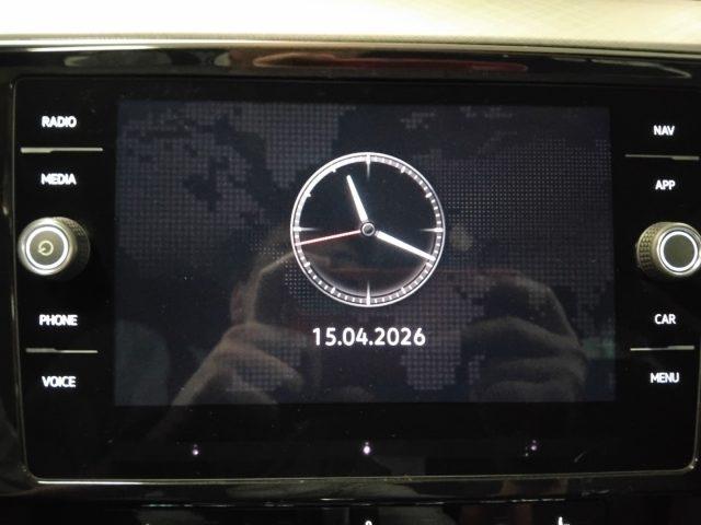 VOLKSWAGEN Passat Variant 2.0 TDI SCR EVO DSG Business