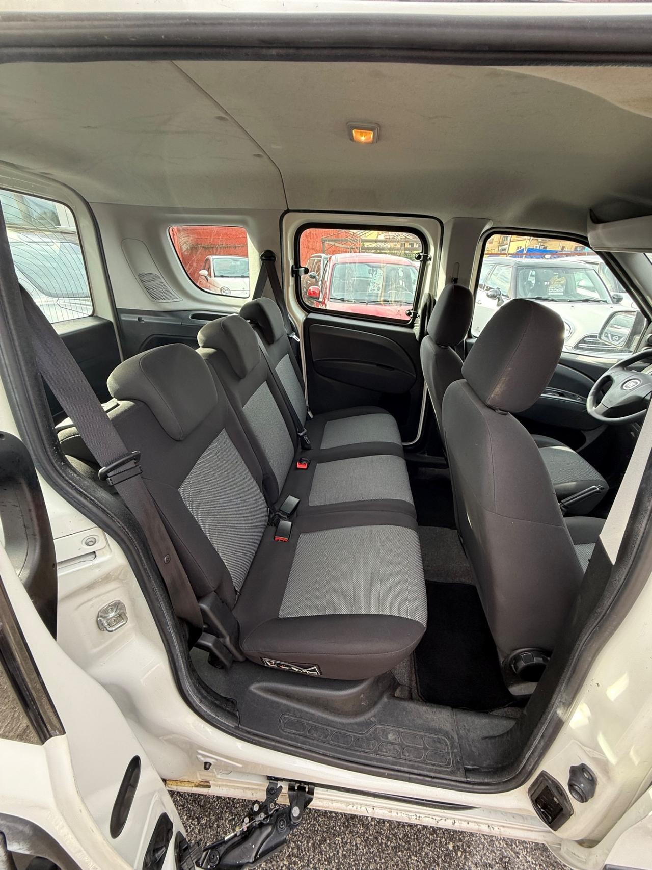 Doblò 1.6 MJT /( 80 mila ) UNIPRO/RATE/5 POSTI/PERMUTE