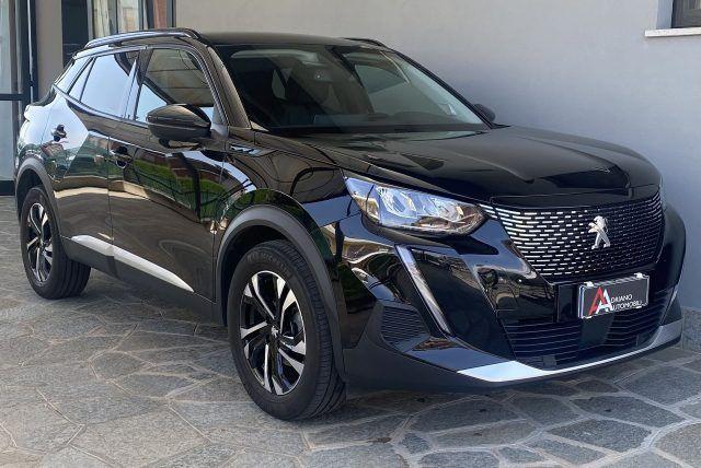 PEUGEOT 2008 PureTech 100 S&S Allure