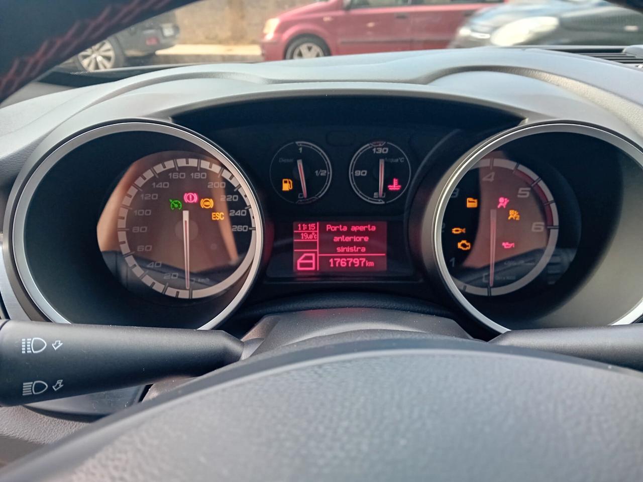 Alfa Romeo Giulietta 1.6 JTDm-2 105 CV Distinctive