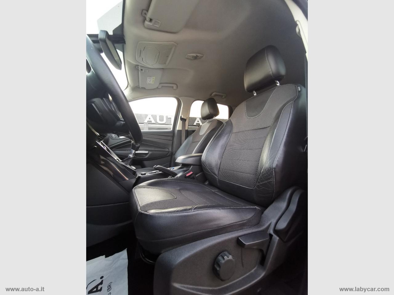 FORD Kuga 2.0 TDCI 150 CV S&S 4WD Titanium