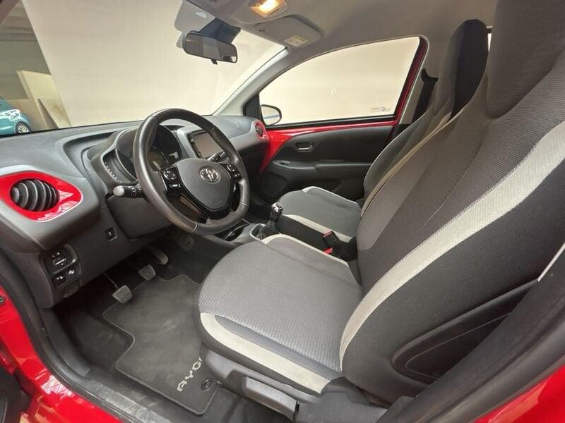 Toyota Aygo 1.0 72 CV x-play