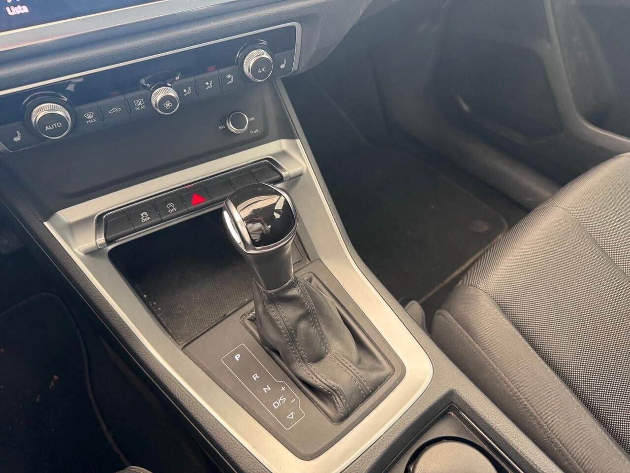 Audi Q3 35 TDI quattro Business Advanced