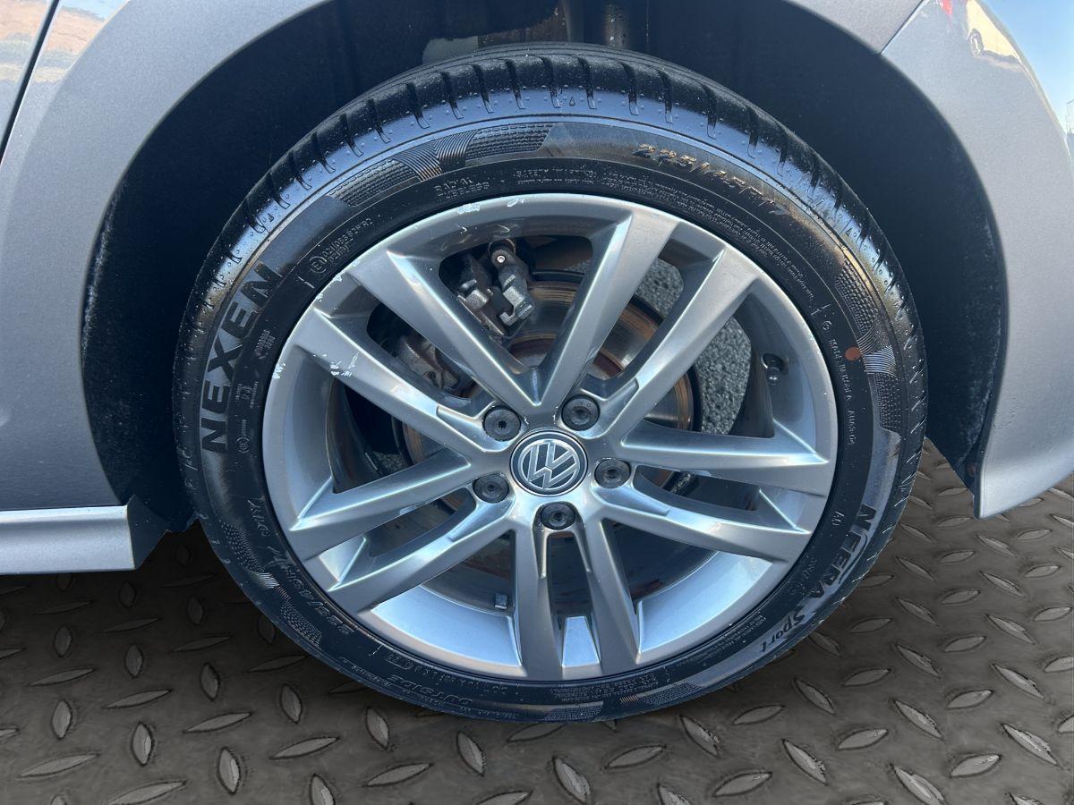 VOLKSWAGEN - Golf - 1.6 TDI 110 CV 5p. R LINE