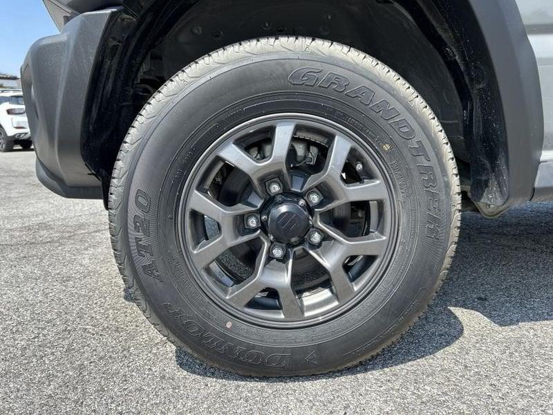 Suzuki Jimny 1.5 5MT 4 POSTI AUTOVETTURA