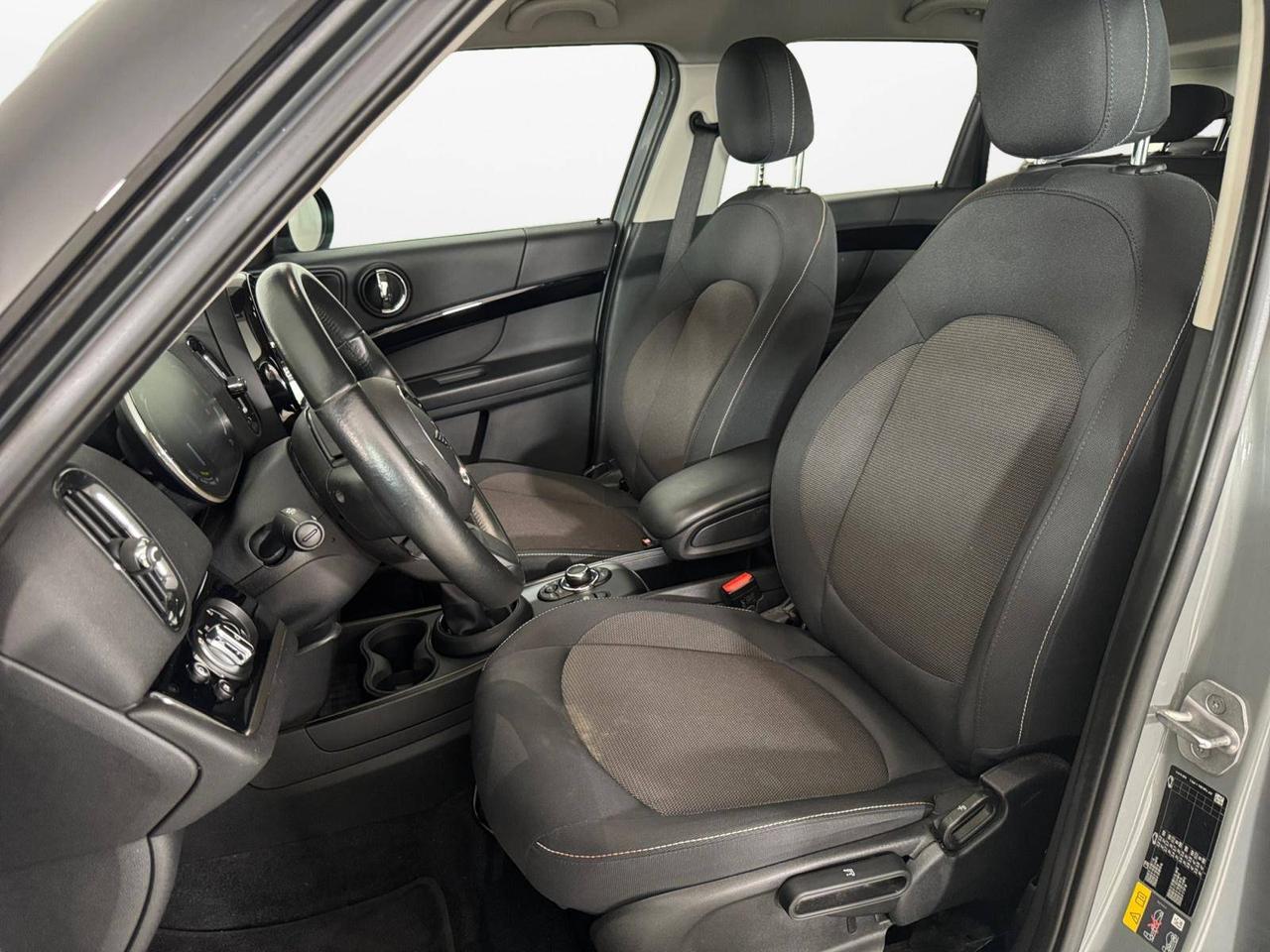 MINI Countryman Cooper SE ALL4 Business