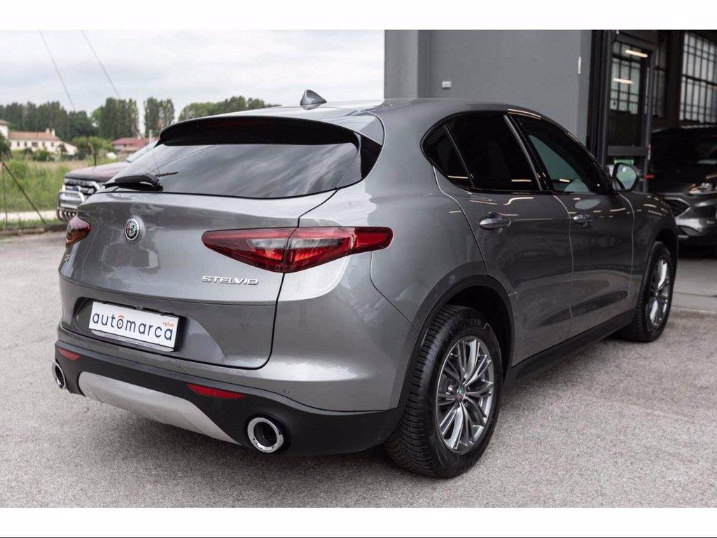 ALFA ROMEO Stelvio 2.2 Turbodiesel 210 CV AT8 Q4 Executive del 2018