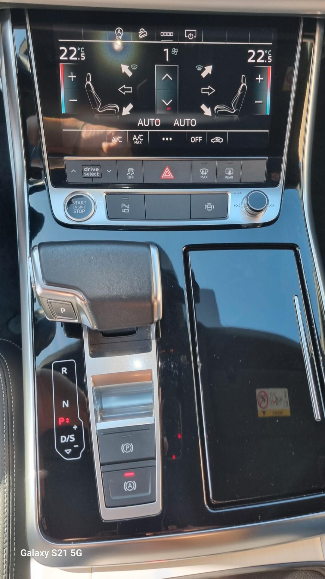 Audi Q8 45 TDI quattro tiptronic Sport S LINE