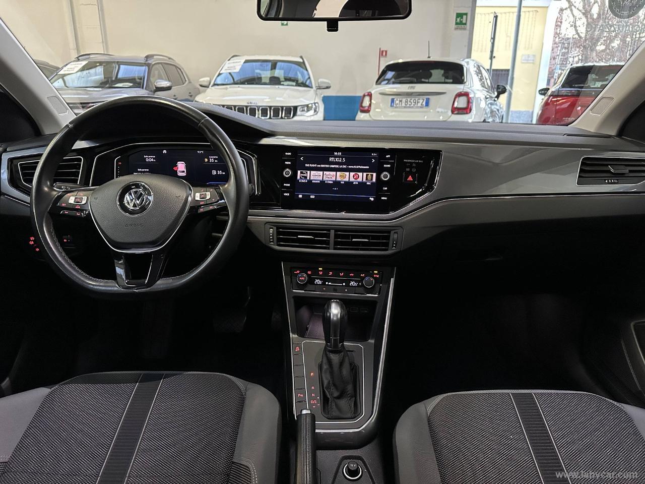 VOLKSWAGEN Polo 1.0 TSI DSG R-Line