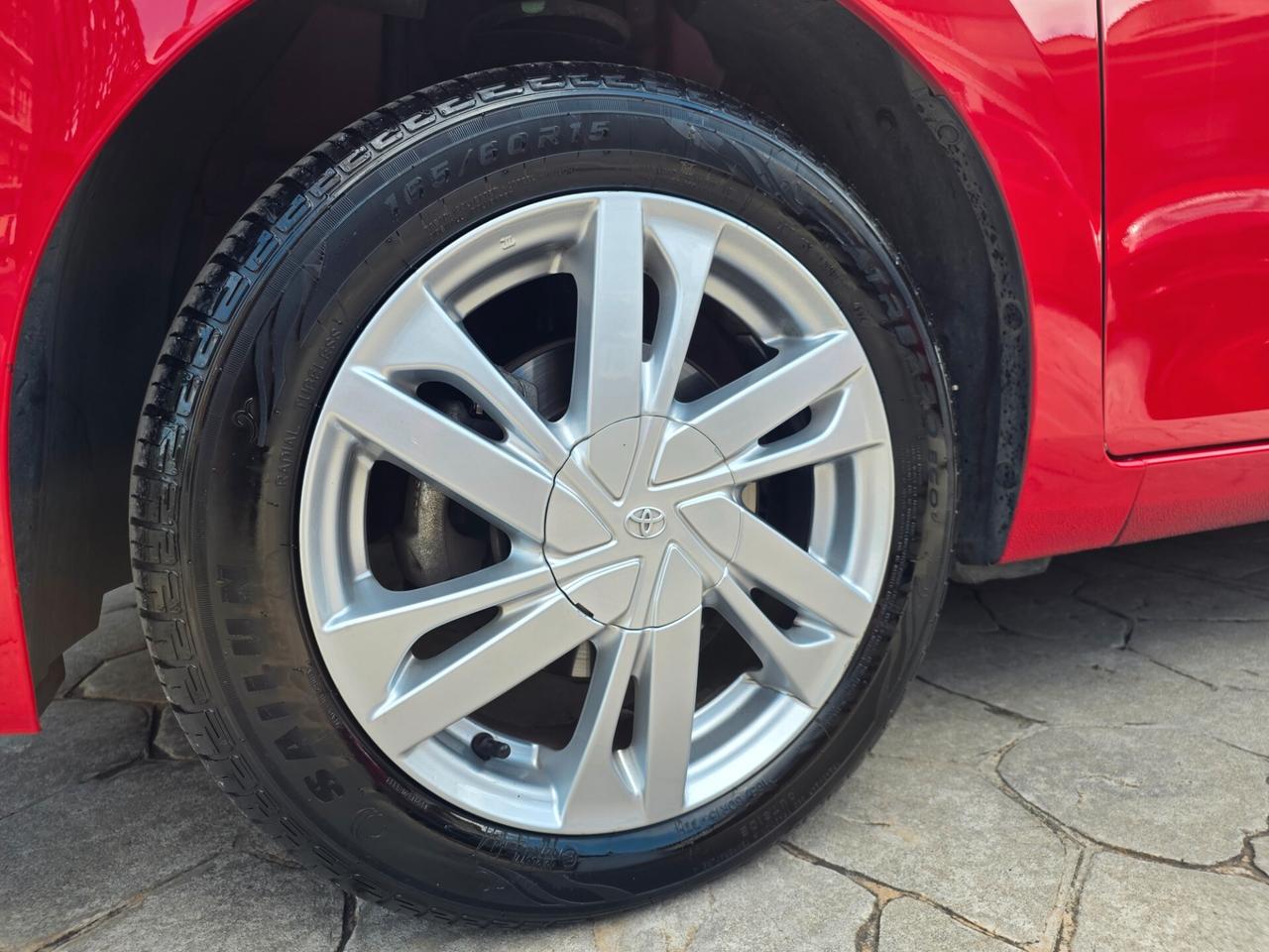Toyota Aygo 1.0 5 porte 40.000 km Garanzia 12