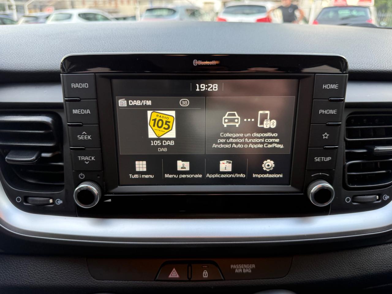 Kia Stonic 1.4 MPI 100 CV Style - OK Neopatentati
