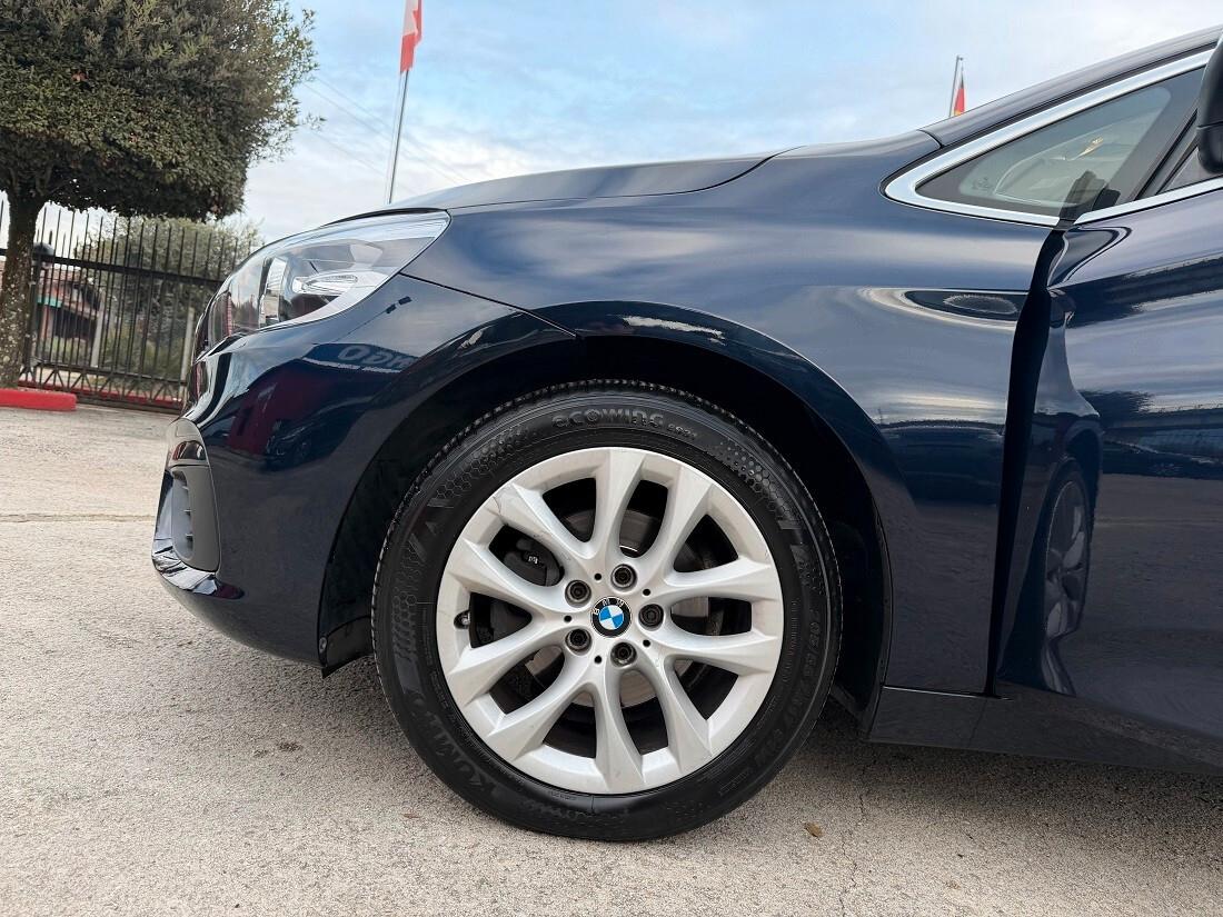 Bmw 2er Active Tourer 218d Luxury