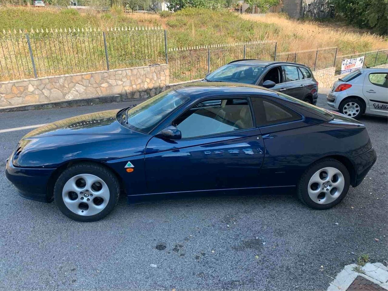 Alfa Romeo GTV