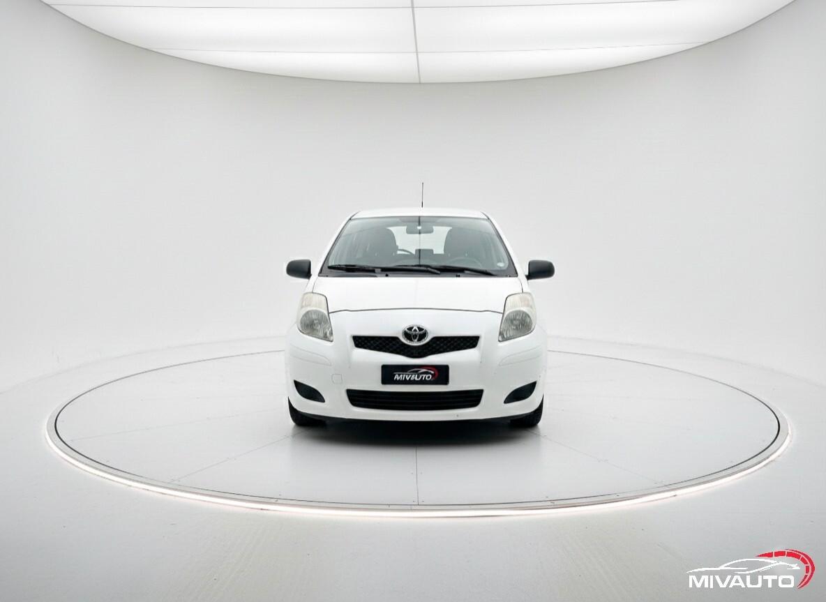 Toyota Yaris 1.0 5 porte Sol