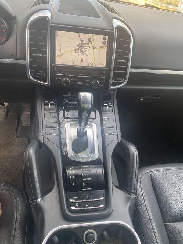 Porsche Cayenne Cayenne 3.0 Diesel 240 CV