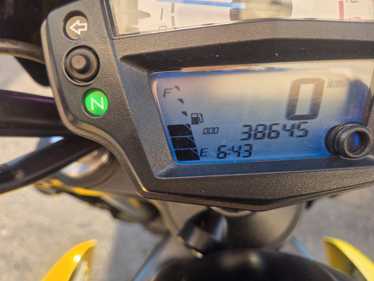 Kawasaki ER 6N