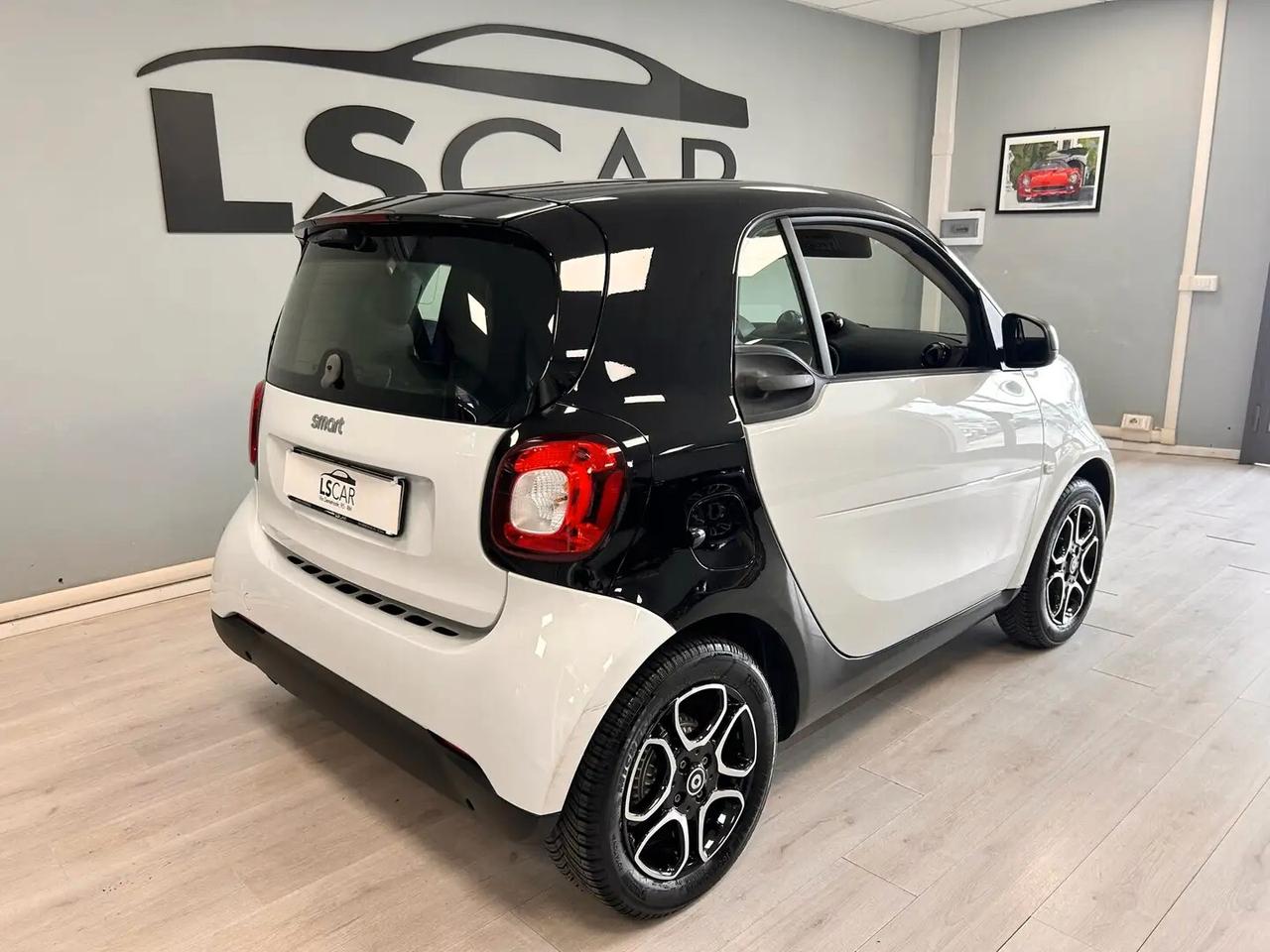 Smart ForTwo 70 1.0 Passion~UniPro~Km e Tagliandi Certificati~Promo Finanziamento~Pronta Consegna