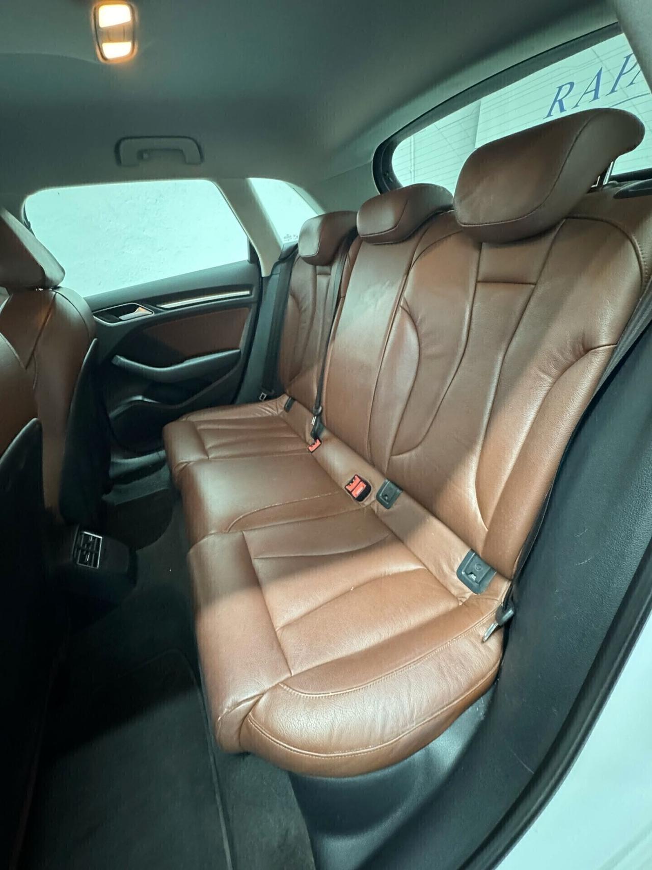 Audi A3 SPB 1.6 TDI clean diesel S tronic Ambition