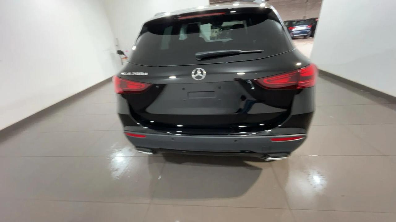 Mercedes-benz A 200 d Automatic Advanced