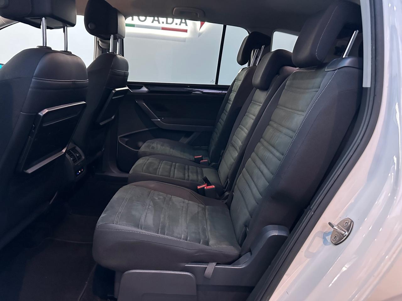 Volkswagen Touran 1.6 TDI Executive BlueMotion Technology