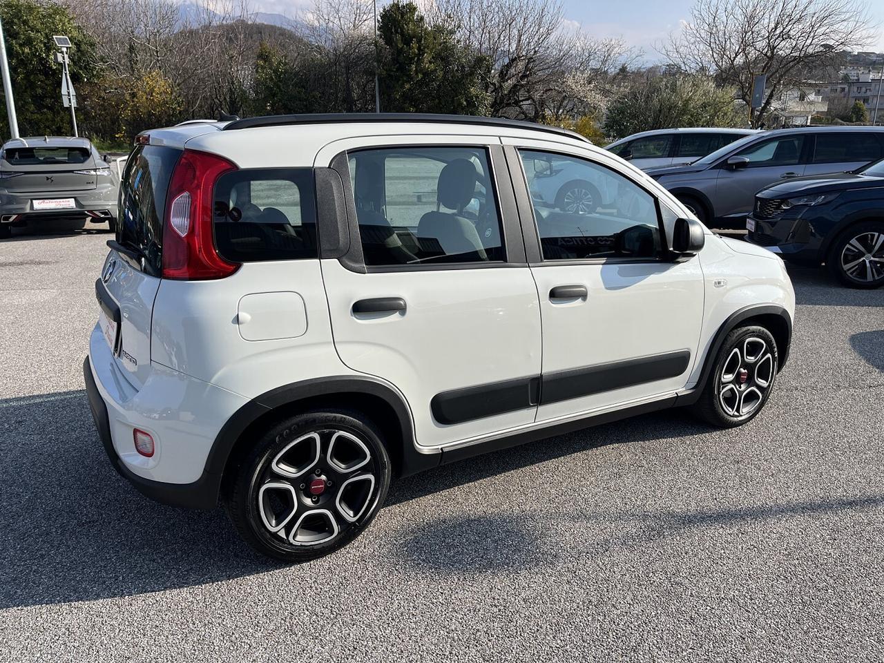 FIAT PANDA 1.0 HYBRID 70 CV CITY LIFE