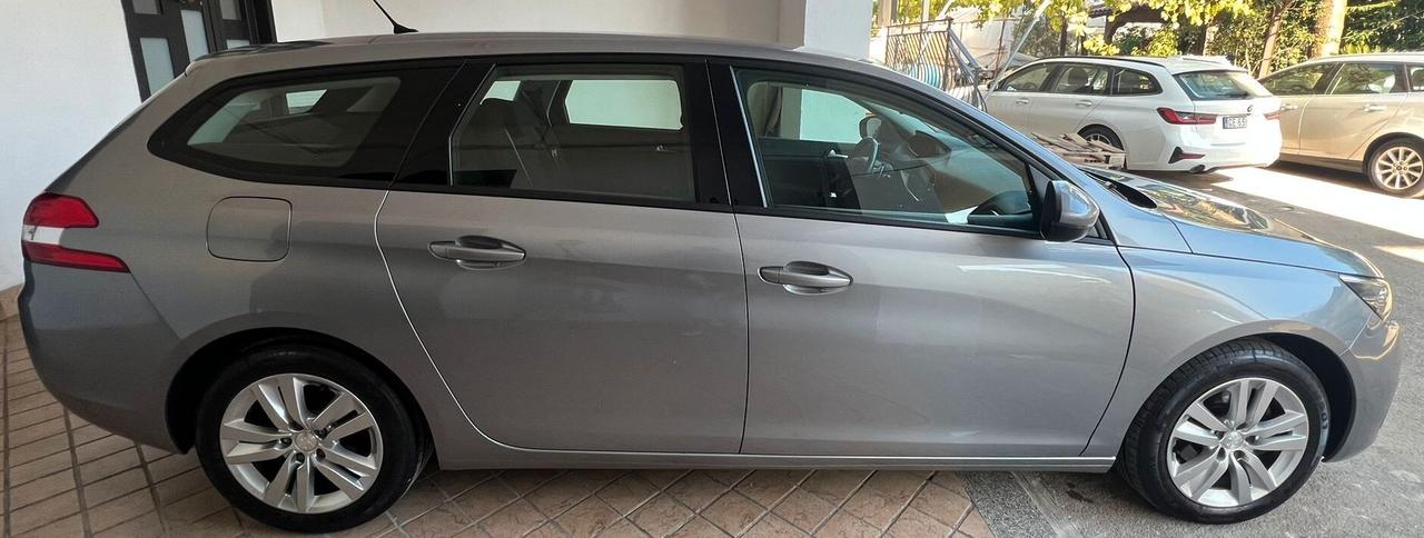 Peugeot 308 BlueHDi 130 S&S EAT8 SW Active Business