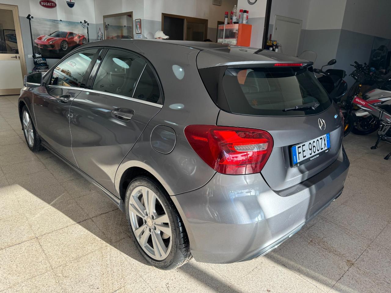 Mercedes-benz A 180 d Automatic Premium NAVI-LED