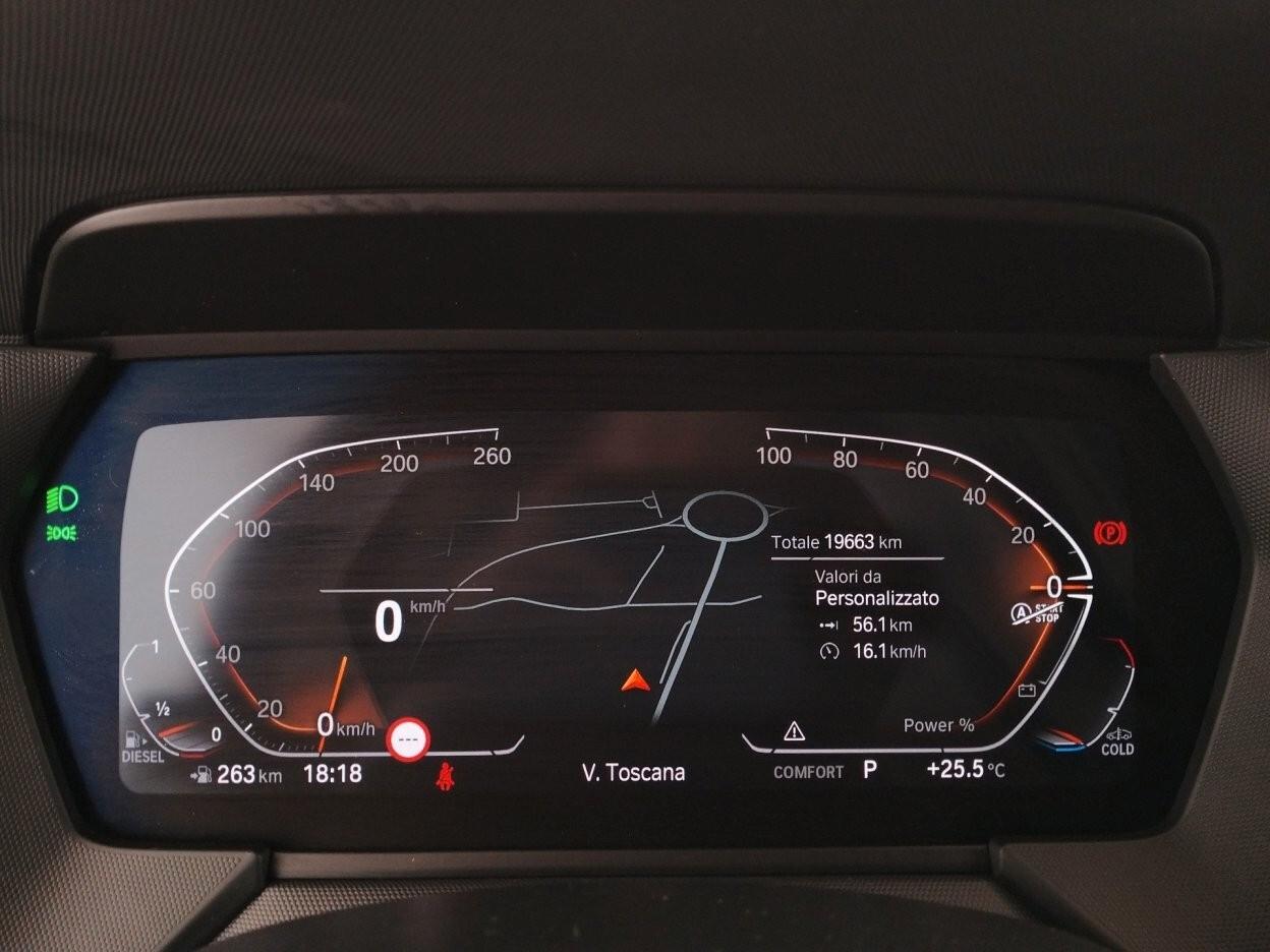 BMW 118d Business Advantage auto - TETTO APRIBILE - IVA ESPOSTA