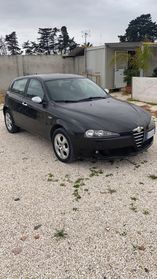 Alfa Romeo 147 1.9 JTD M-JET 16V 5 porte Exclusive