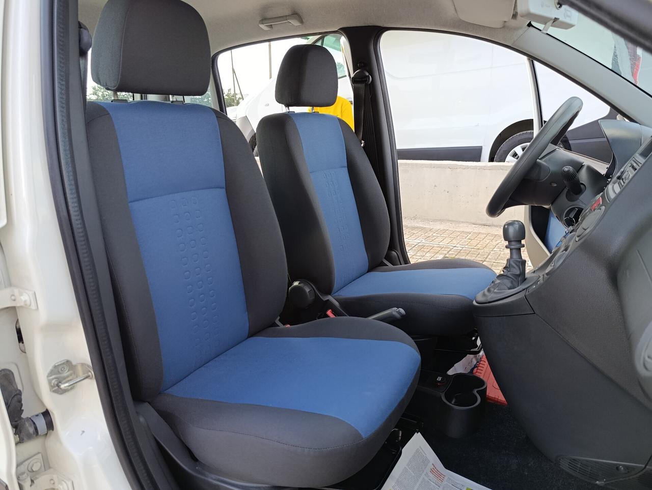 FIAT PANDA 1.2 BENZINA 05/2011 KM 65.000 1 PROPRIETARIO